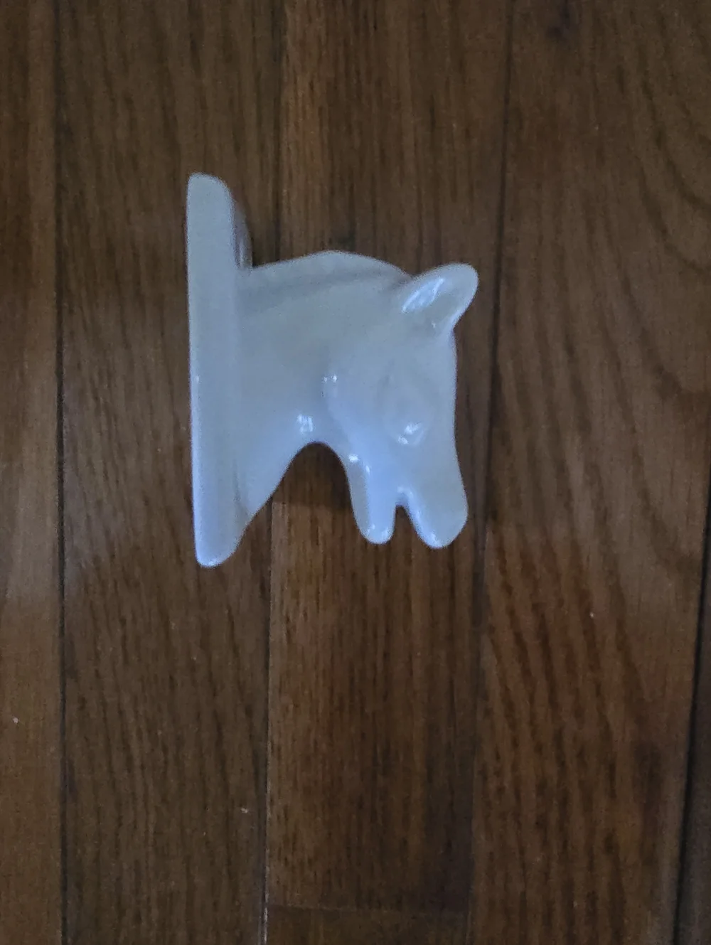 Ceramic White Horse Head Wall Apron Towel Ring Holder
